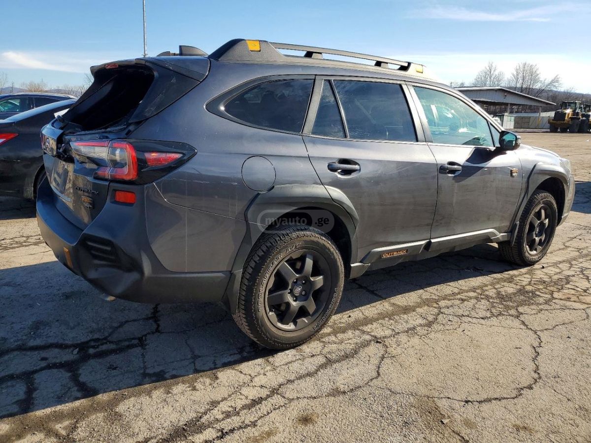 Subaru Outback - фото 3