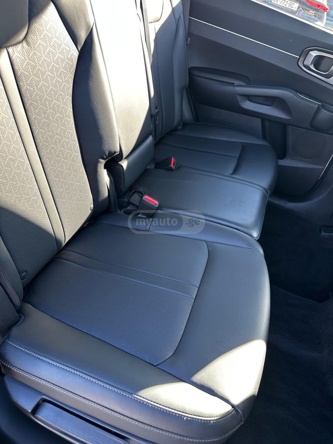 Kia Sorento - фото 7