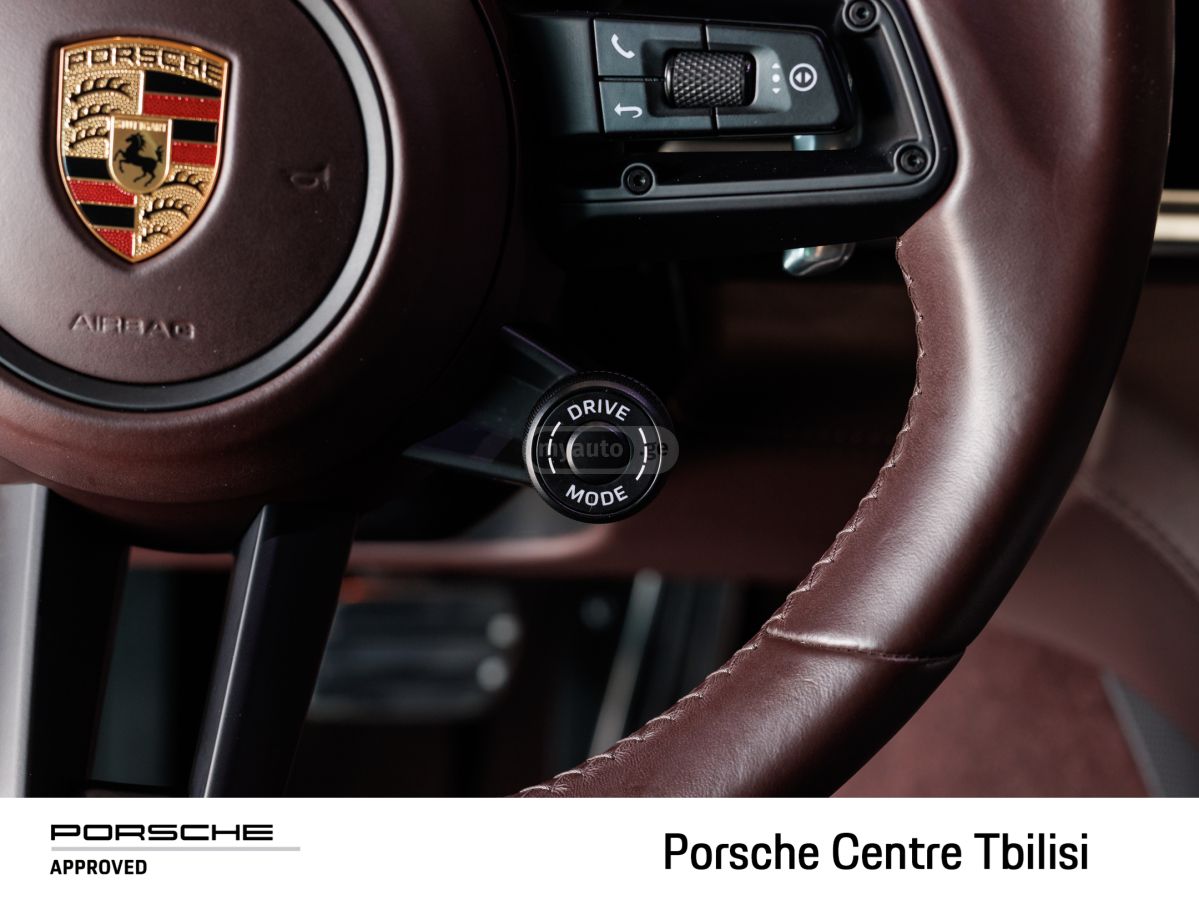 Porsche Panamera 2023 — фото 9 купить в Москве