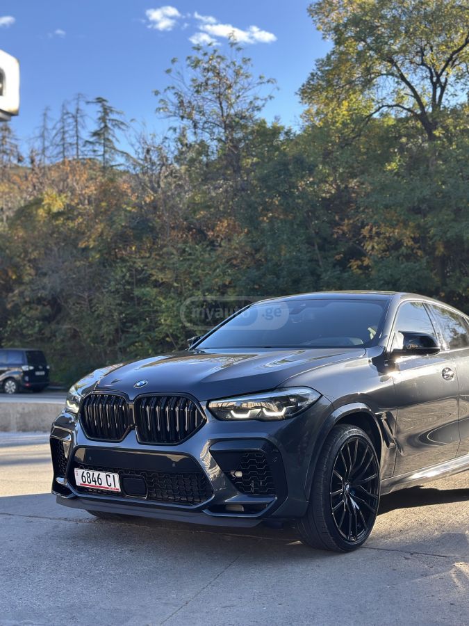 BMW xDrive40i 4dr All-Wheel Drive — миниатюра 4