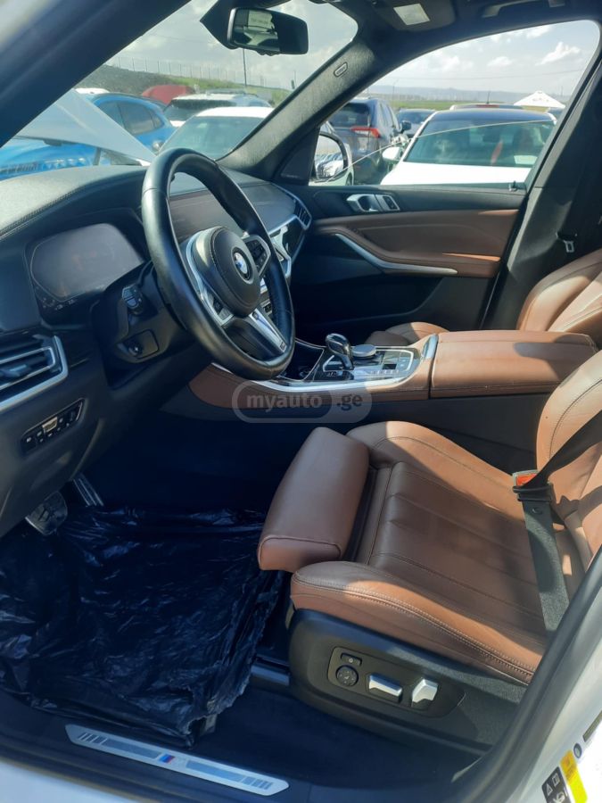 BMW X5 - фото 11