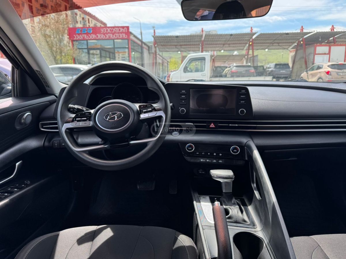 Hyundai Elantra - фото 9