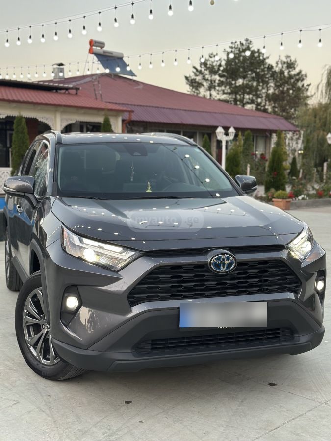 Toyota XLE Premium 4dr All-Wheel Driv — миниатюра 2