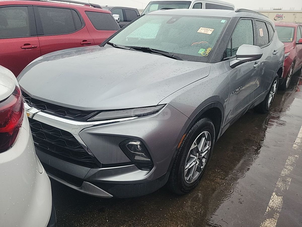 Chevrolet Blazer - фото 1