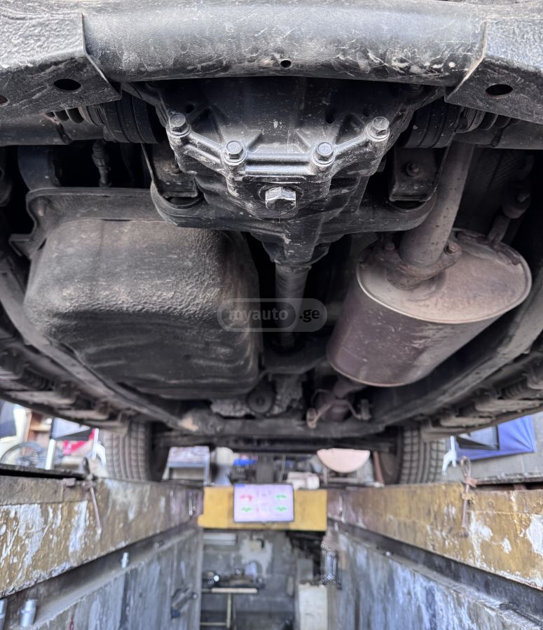 Ssangyong Rexton - фото 8