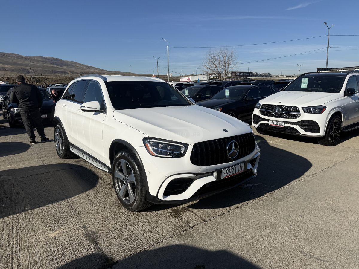 Mercedes-Benz Base GLC 300 4dr 4x2 Automatic — миниатюра 1