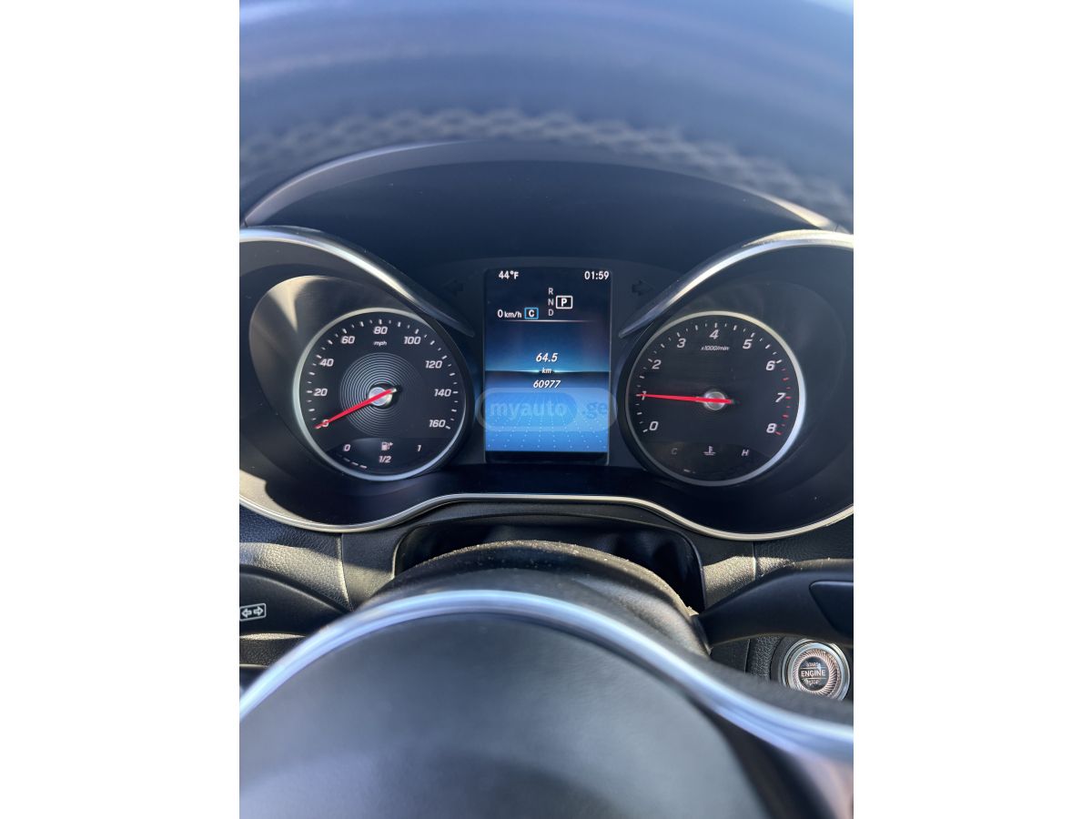 Mercedes-Benz Base GLC 300 4dr 4x2 Automatic — миниатюра 10