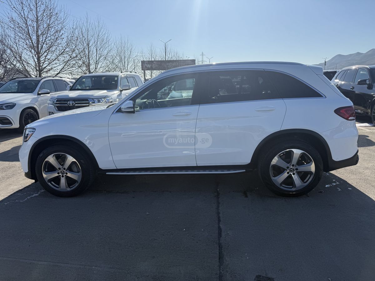 Mercedes-Benz Base GLC 300 4dr 4x2 Automatic — миниатюра 7