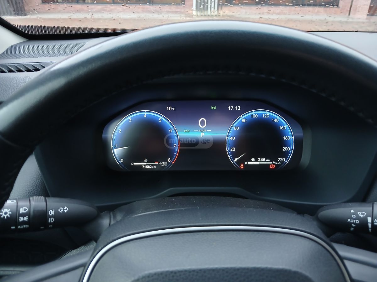 Toyota RAV 4 - фото 15