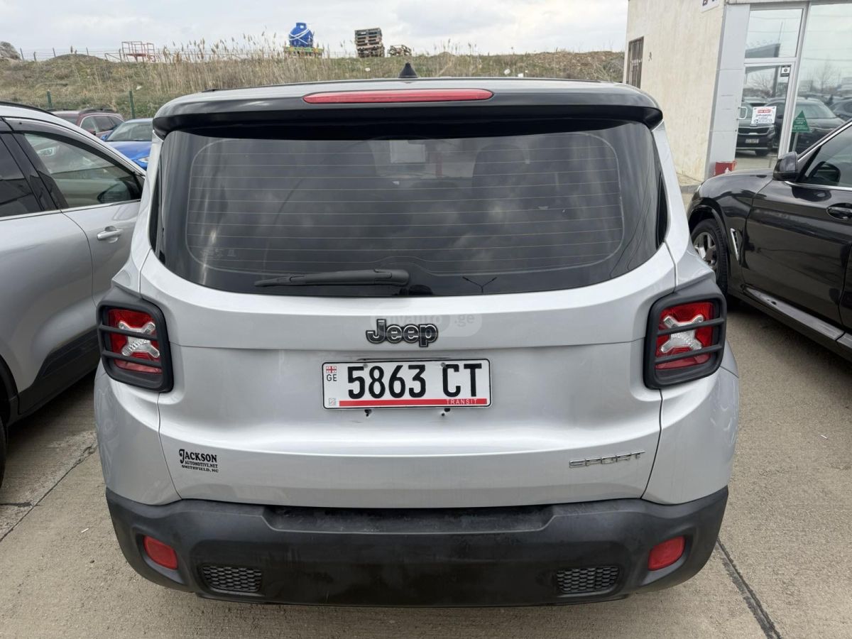Jeep Renegade - фото 4
