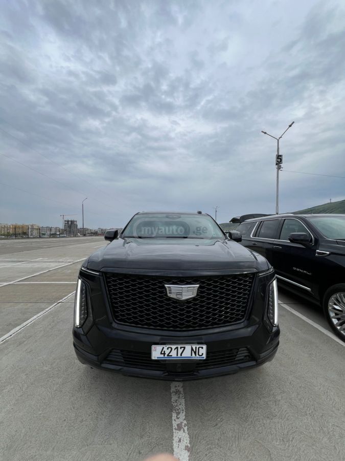 Cadillac Escalade - фото 3