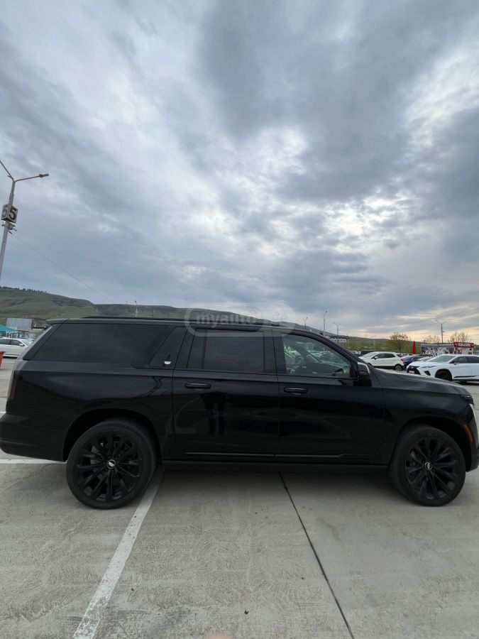 Cadillac Escalade - фото 4