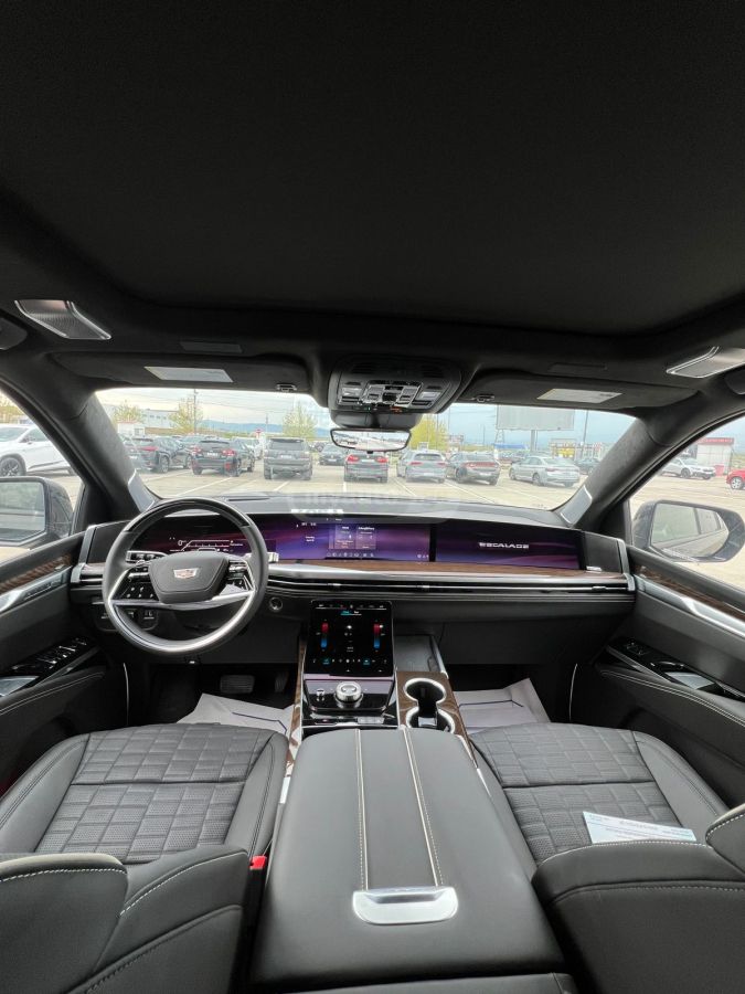 Cadillac Escalade - фото 8