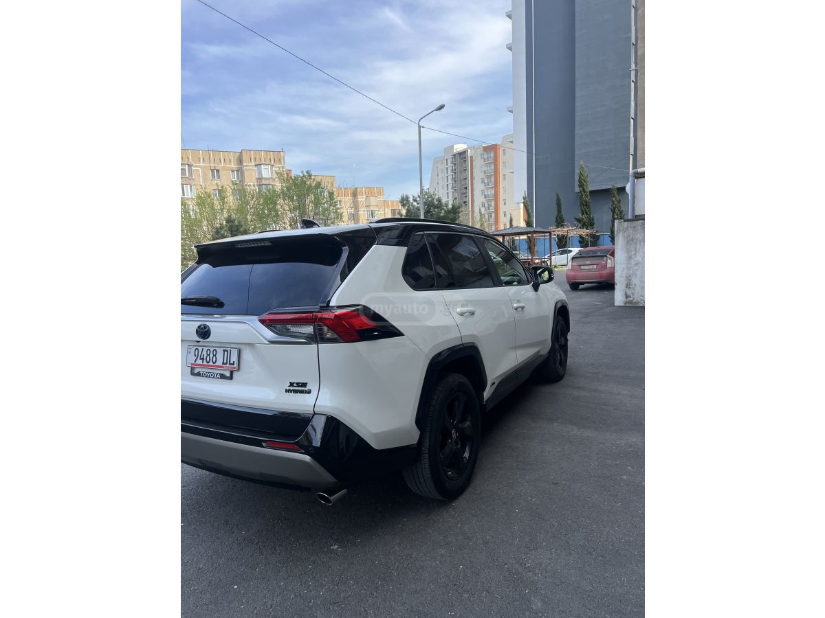 Toyota RAV 4 - фото 6