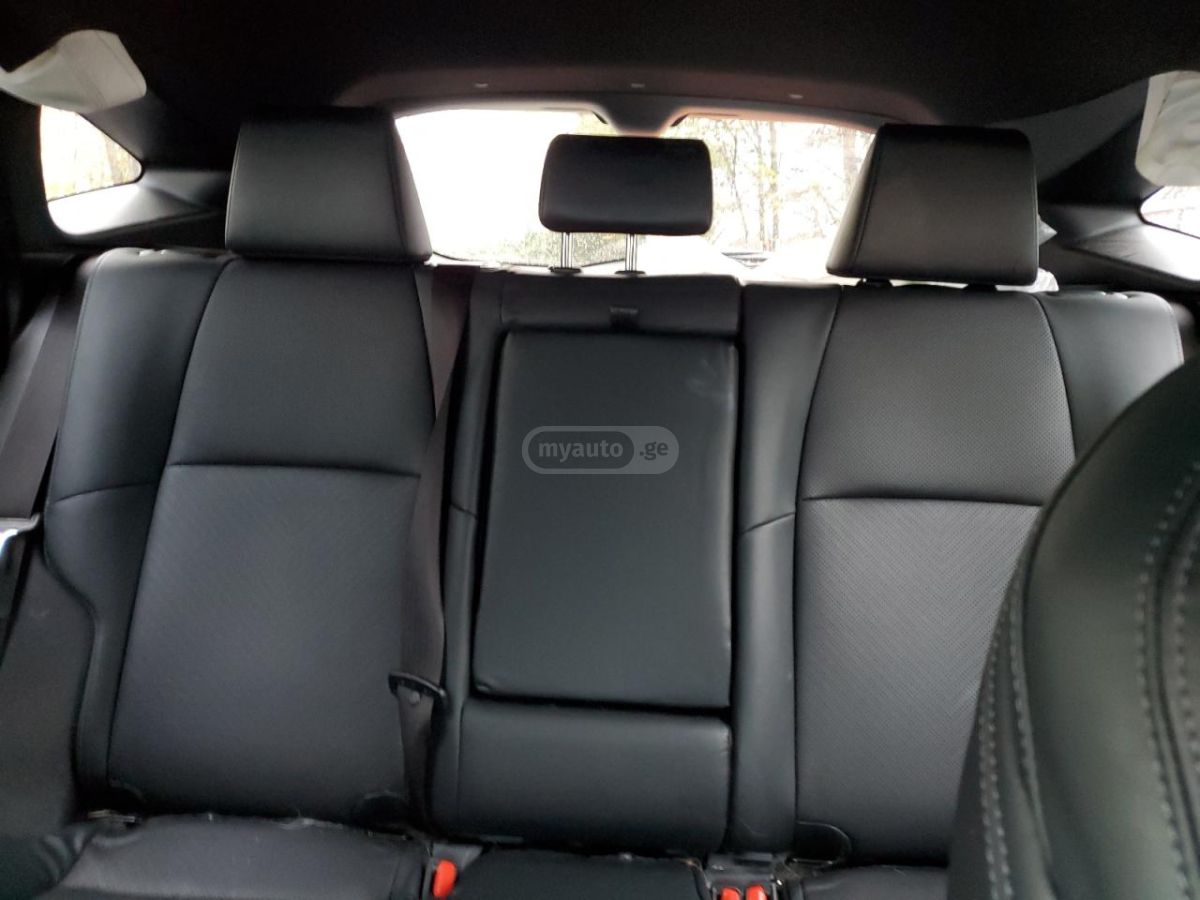 Toyota Limited 4dr All-Wheel Drive CV — миниатюра 9