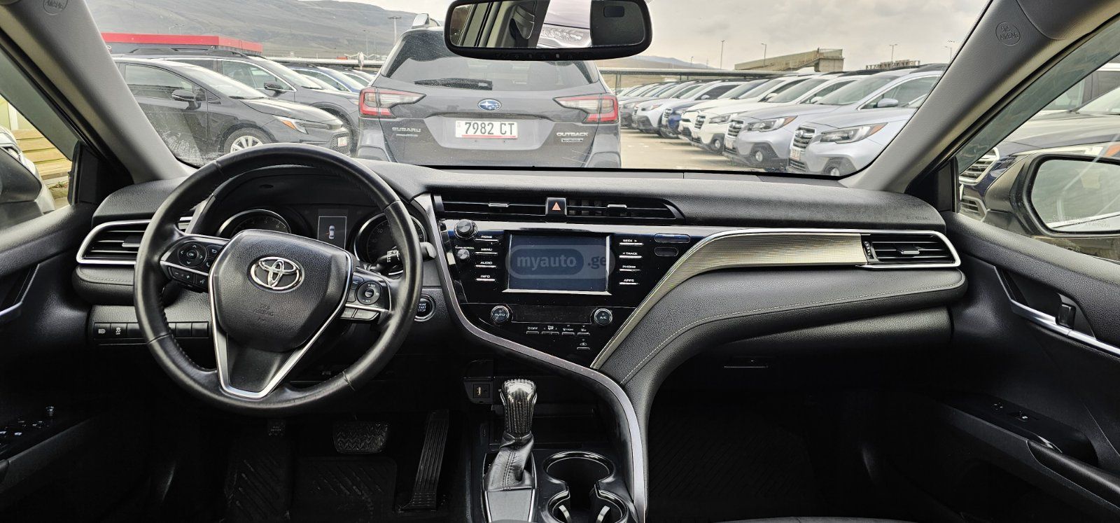 Toyota Camry - фото 12