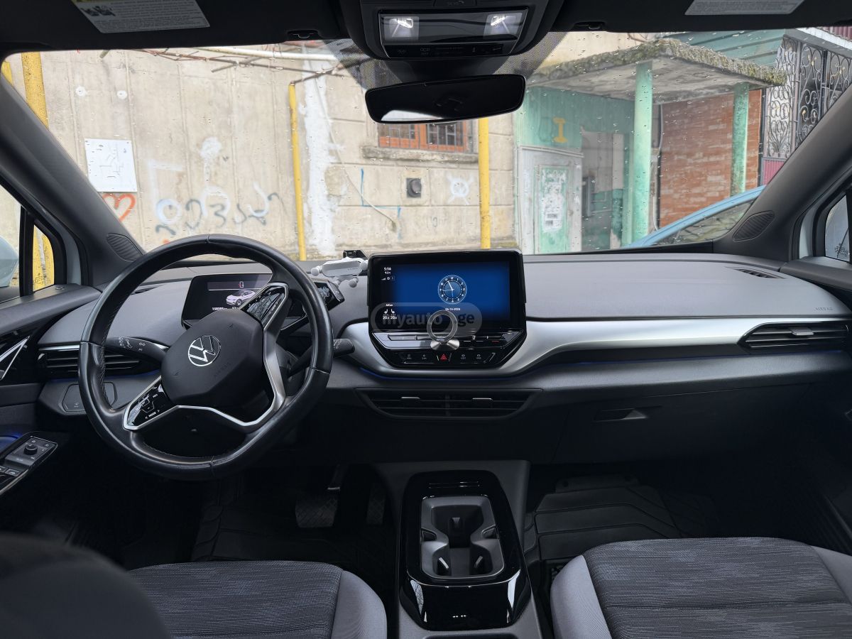 Volkswagen ID 4 - фото 3