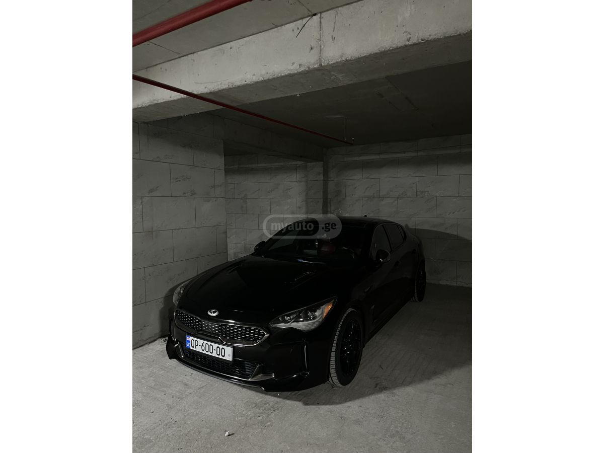 Kia Stinger - фото 11