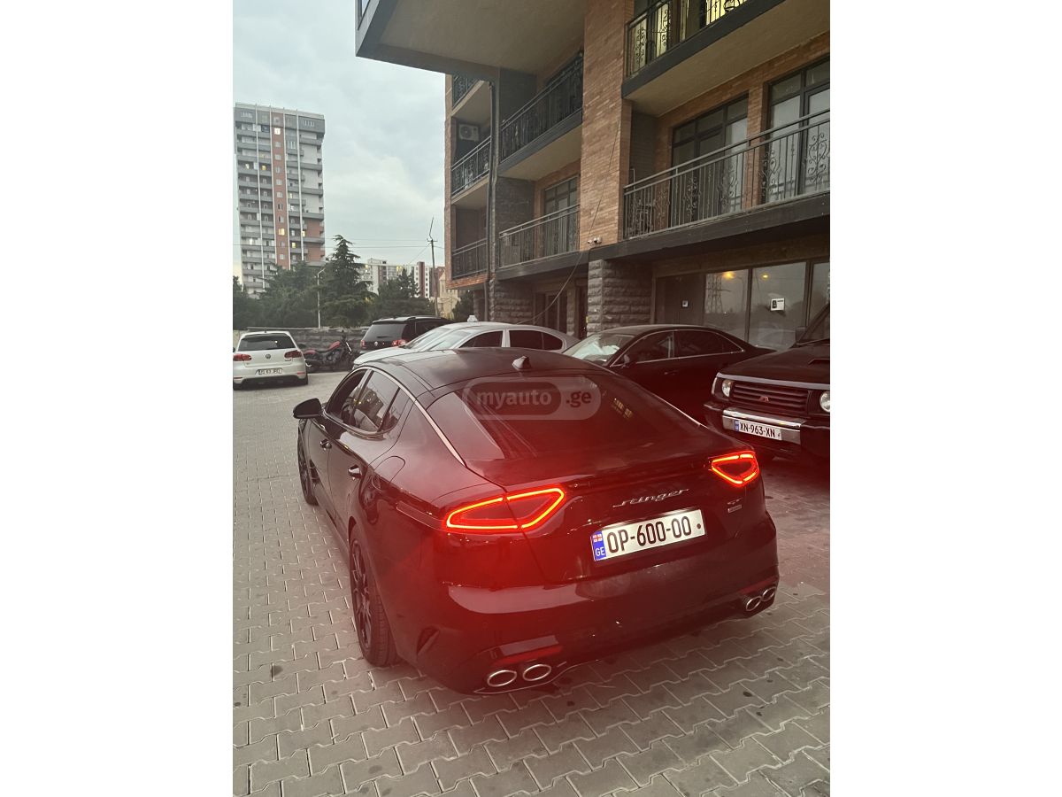 Kia Stinger - фото 4