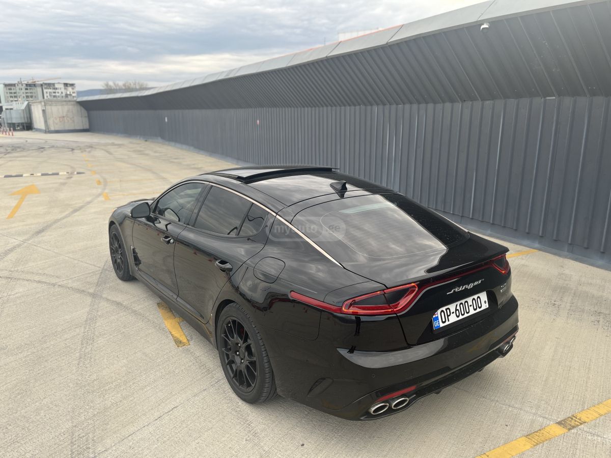 Kia Stinger - фото 6