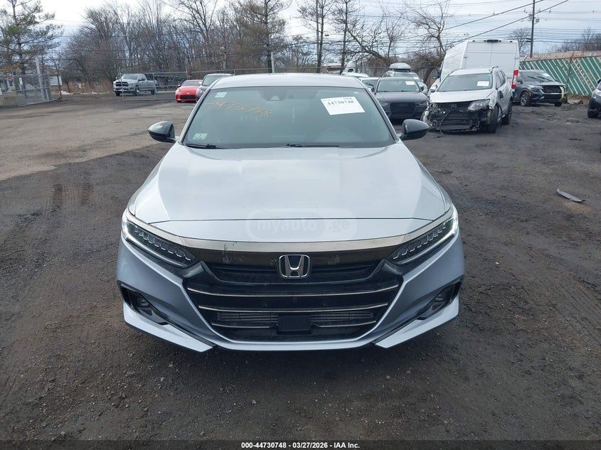 Honda Accord - фото 12