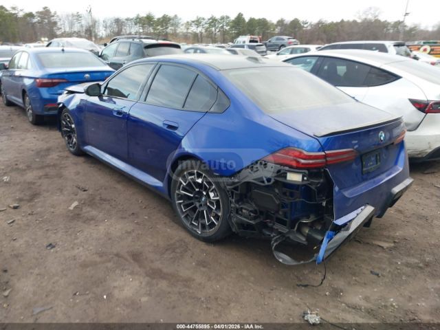 BMW M5 2026 — миниатюра 8