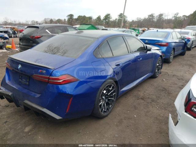 BMW M5 2026 — миниатюра 9
