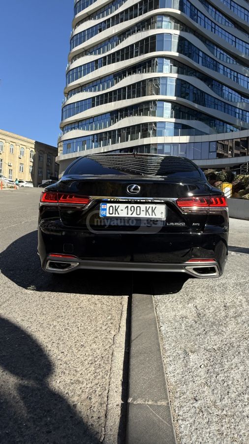 Lexus LS 500 - фото 8