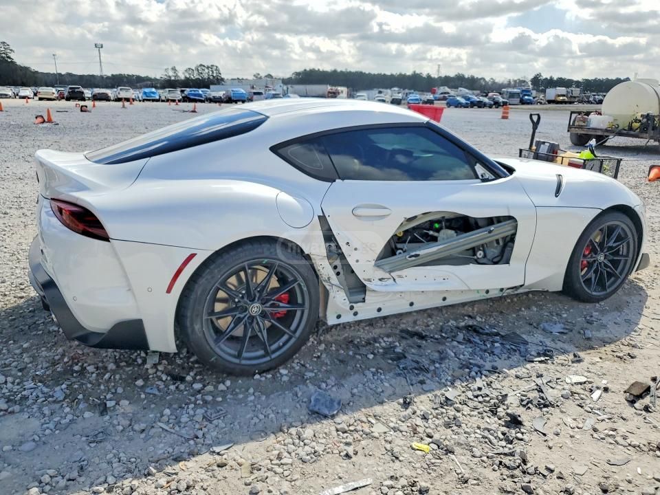 Toyota Supra 2026 — миниатюра 3