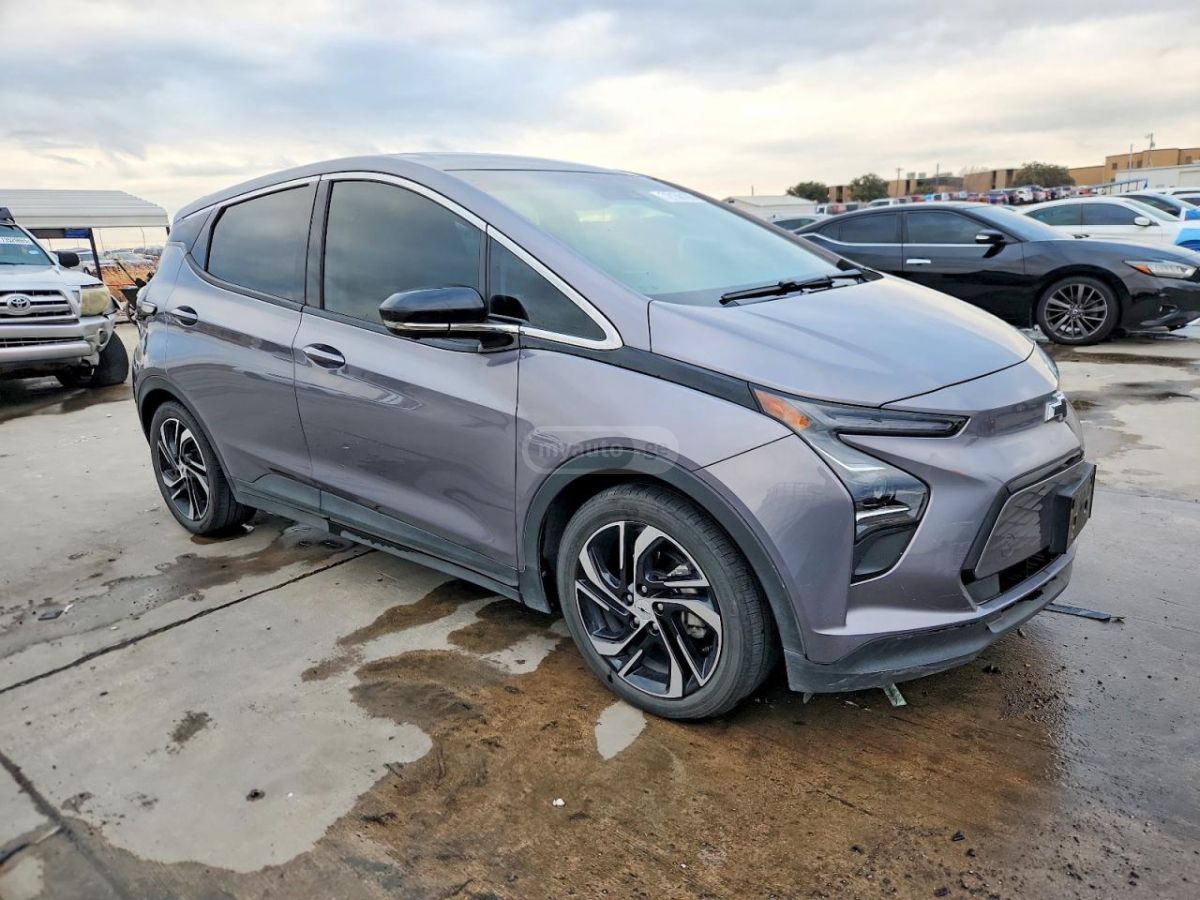 Chevrolet Bolt EV - фото 2