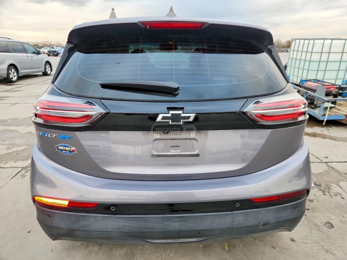 Chevrolet Bolt EV - фото 6