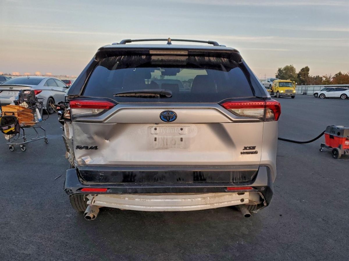 Toyota RAV 4 - фото 6