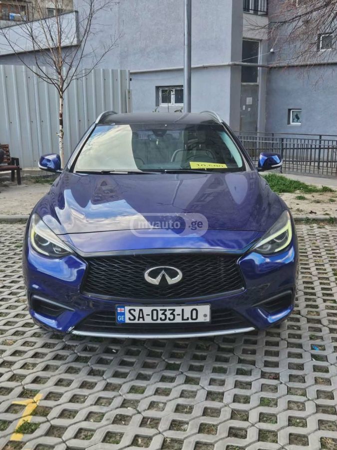 Infiniti QX 30 - фото 5