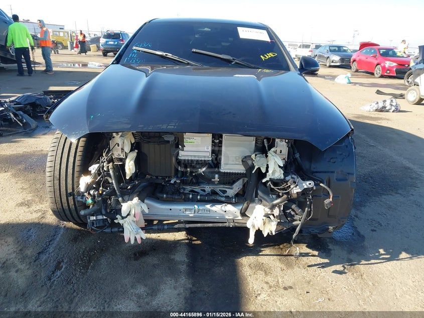 Mercedes-Benz C 43 AMG 2024 — миниатюра 13