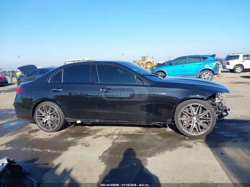 Mercedes-Benz C 43 AMG 2024 — миниатюра 14