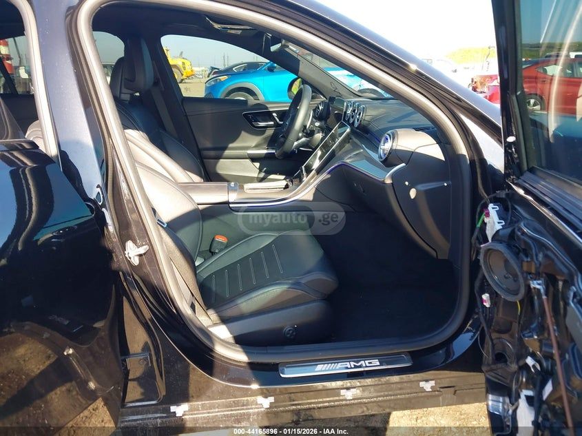 Mercedes-Benz C 43 AMG 2024 — миниатюра 5