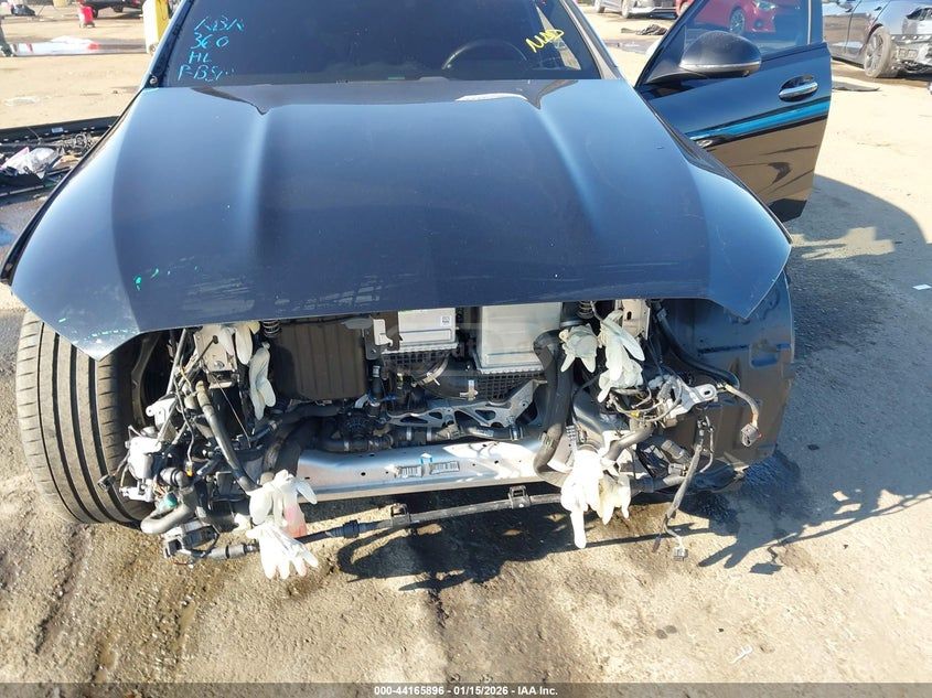 Mercedes-Benz C 43 AMG 2024 — миниатюра 6