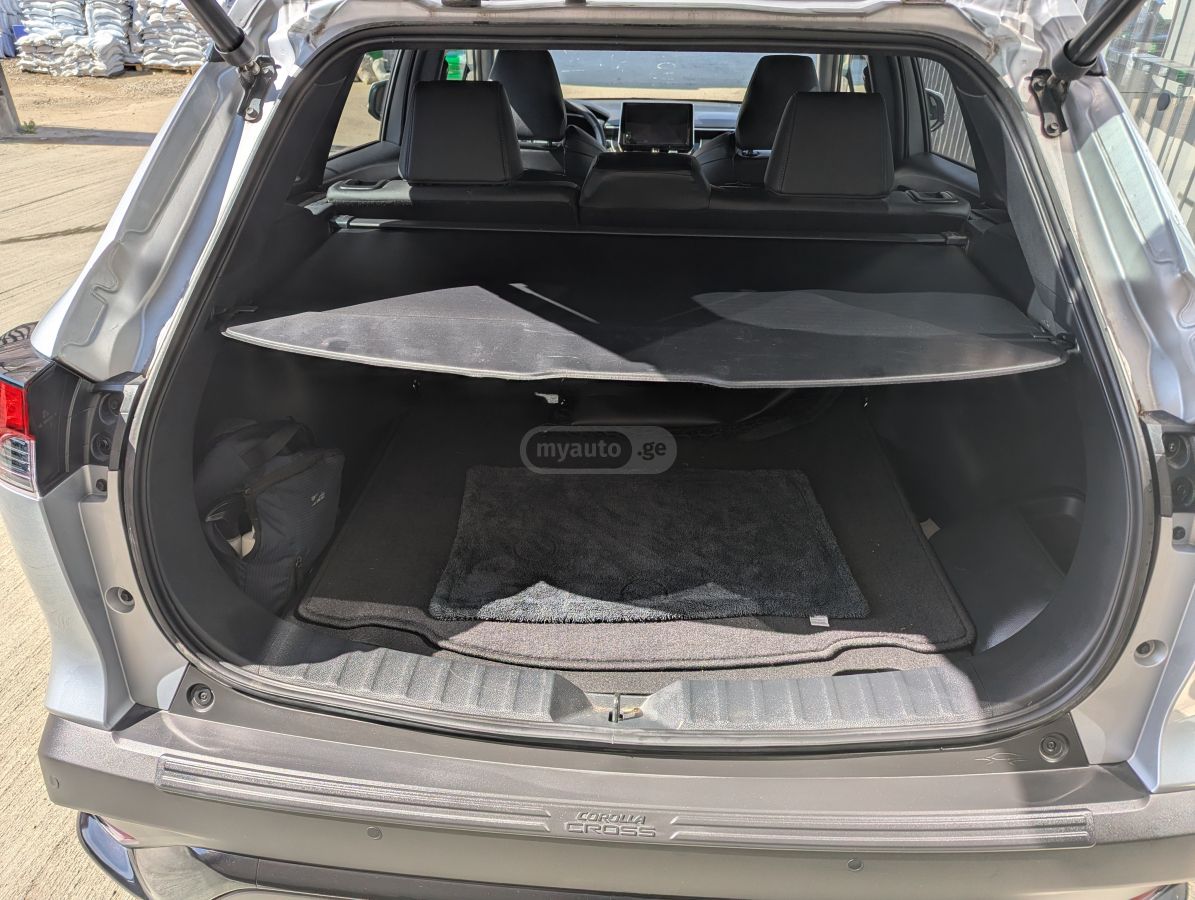 Toyota Corolla cross - фото 5