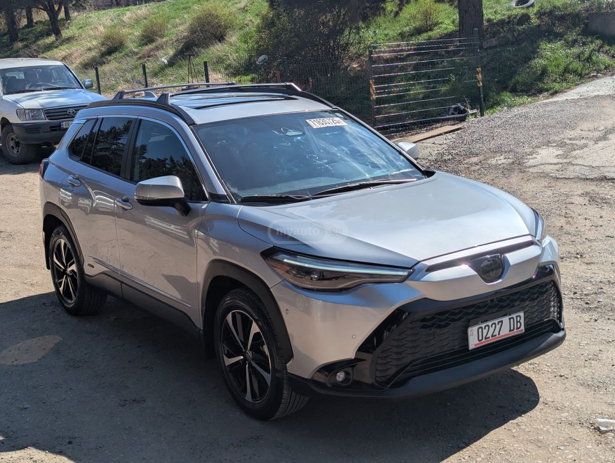 Toyota Corolla cross - фото 9