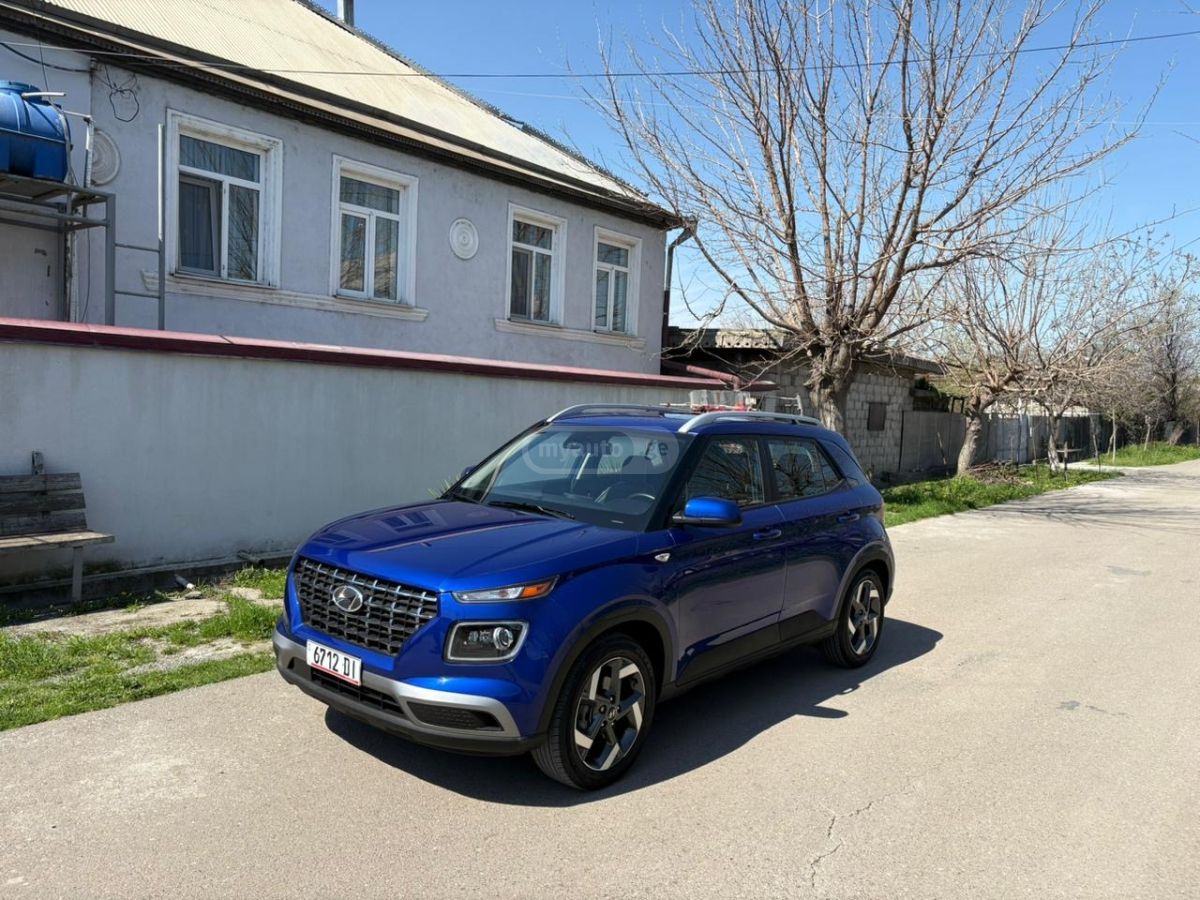 Hyundai venue - фото 1