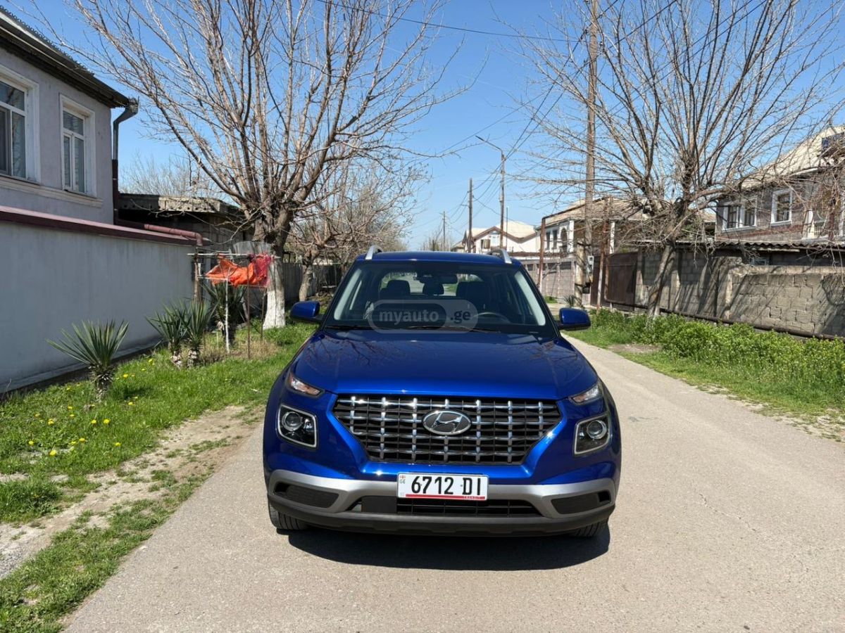 Hyundai venue - фото 3