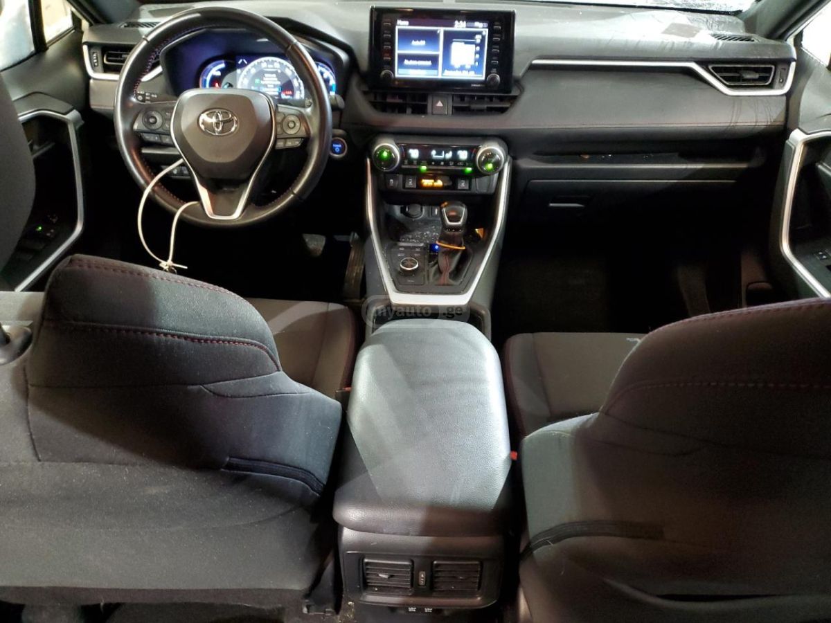 Toyota RAV 4 - фото 8