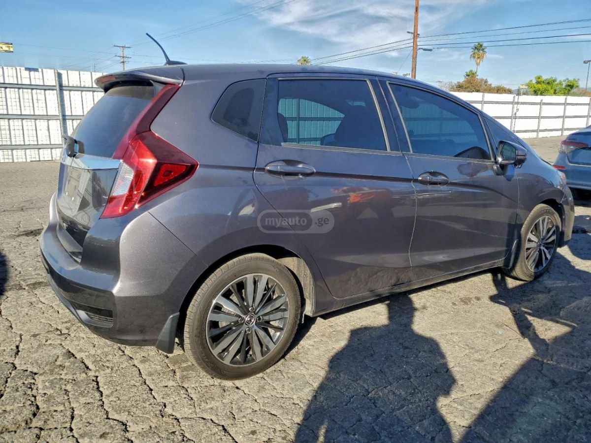 Honda FIT - фото 3