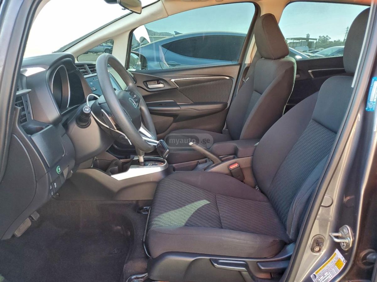 Honda FIT - фото 7