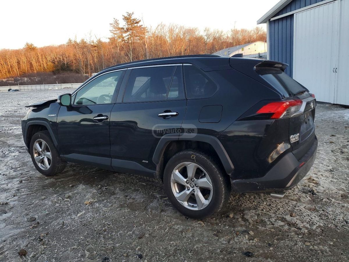 Toyota RAV 4 - фото 2