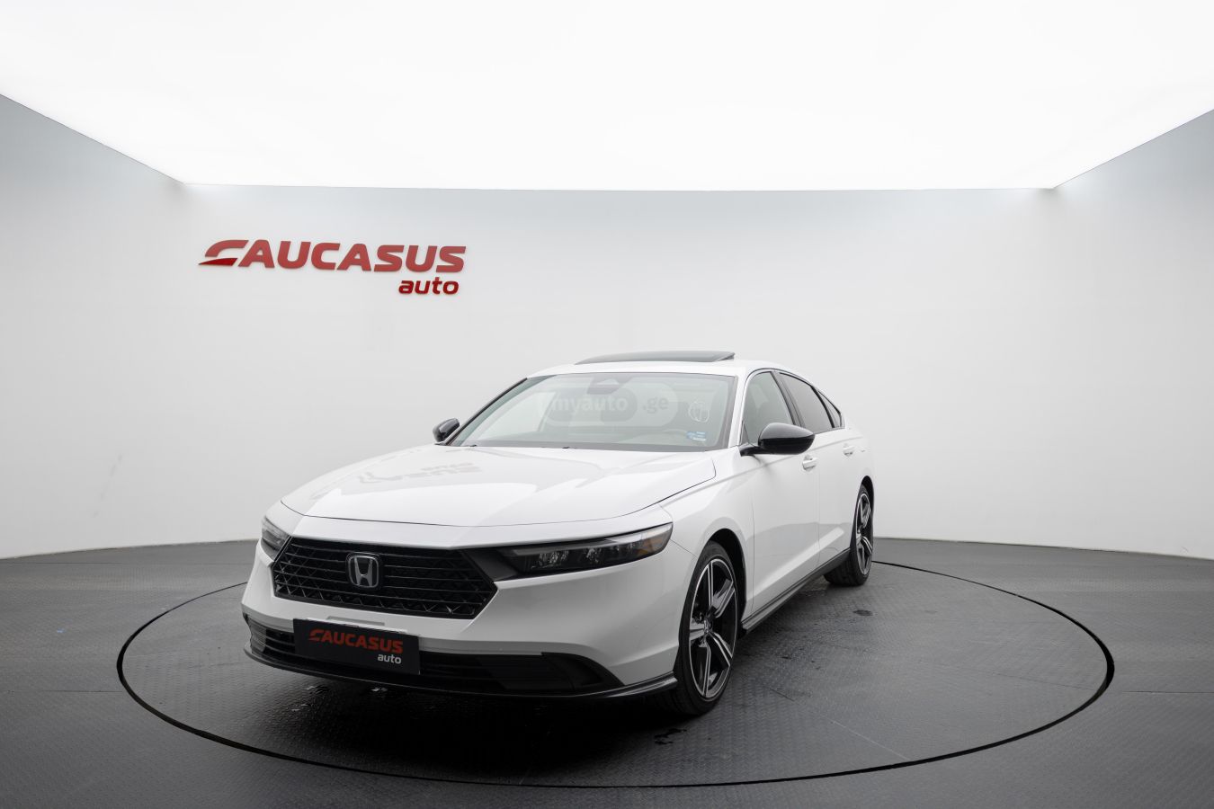 Honda Accord - фото 1