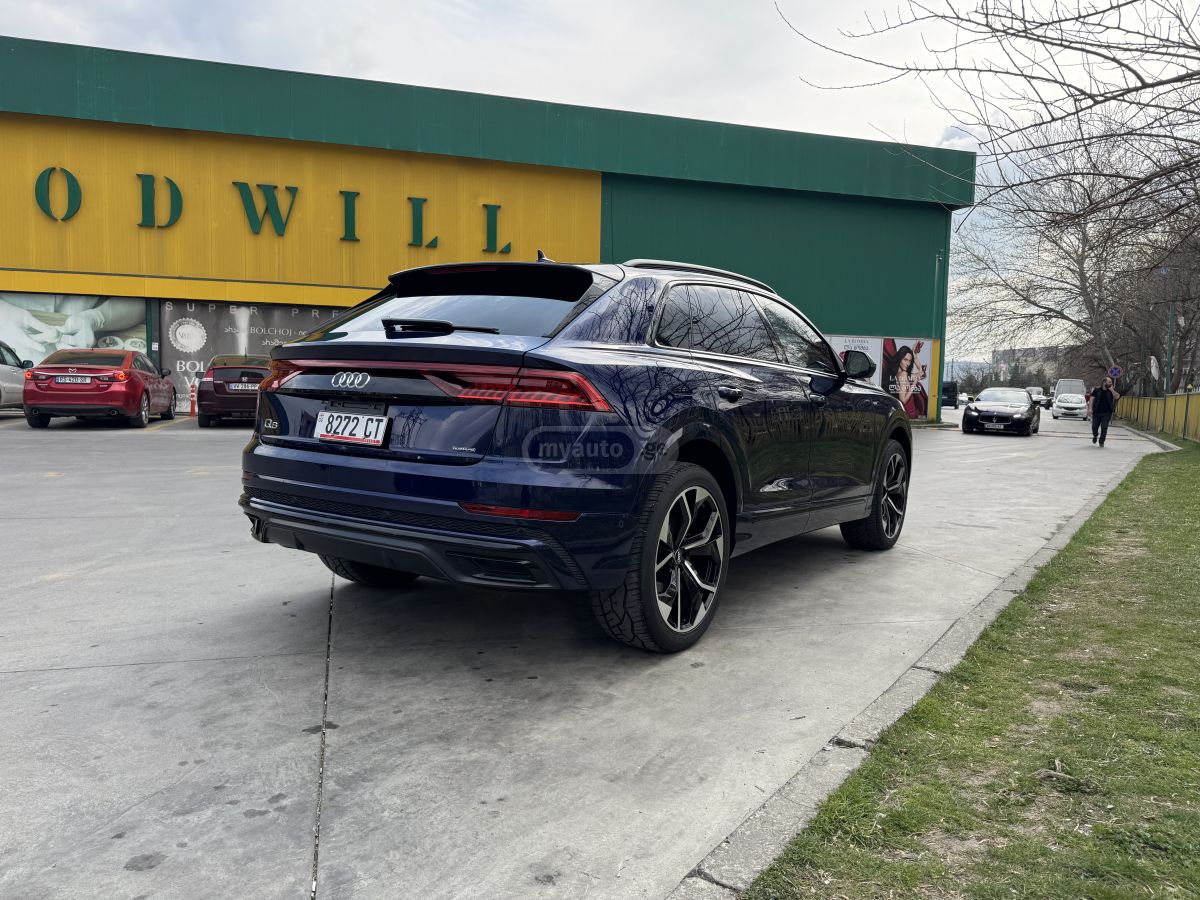 Audi Q8 - фото 5