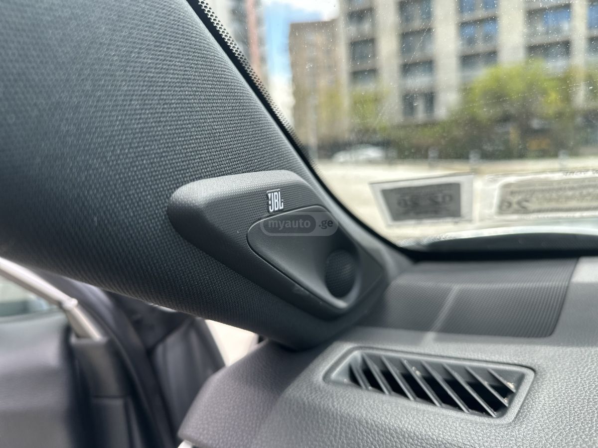 Toyota RAV 4 - фото 9