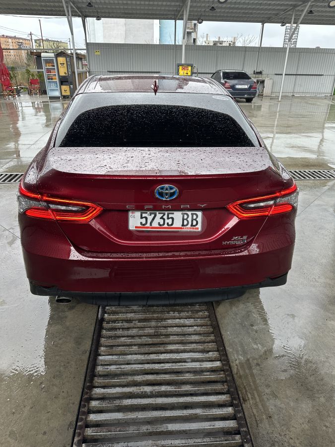 Toyota XLE 4dr All-Wheel Drive Sedan — миниатюра 6