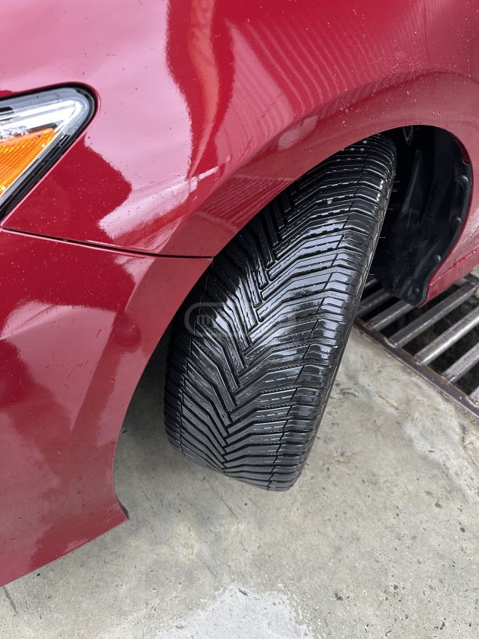 Toyota XLE 4dr All-Wheel Drive Sedan — миниатюра 7